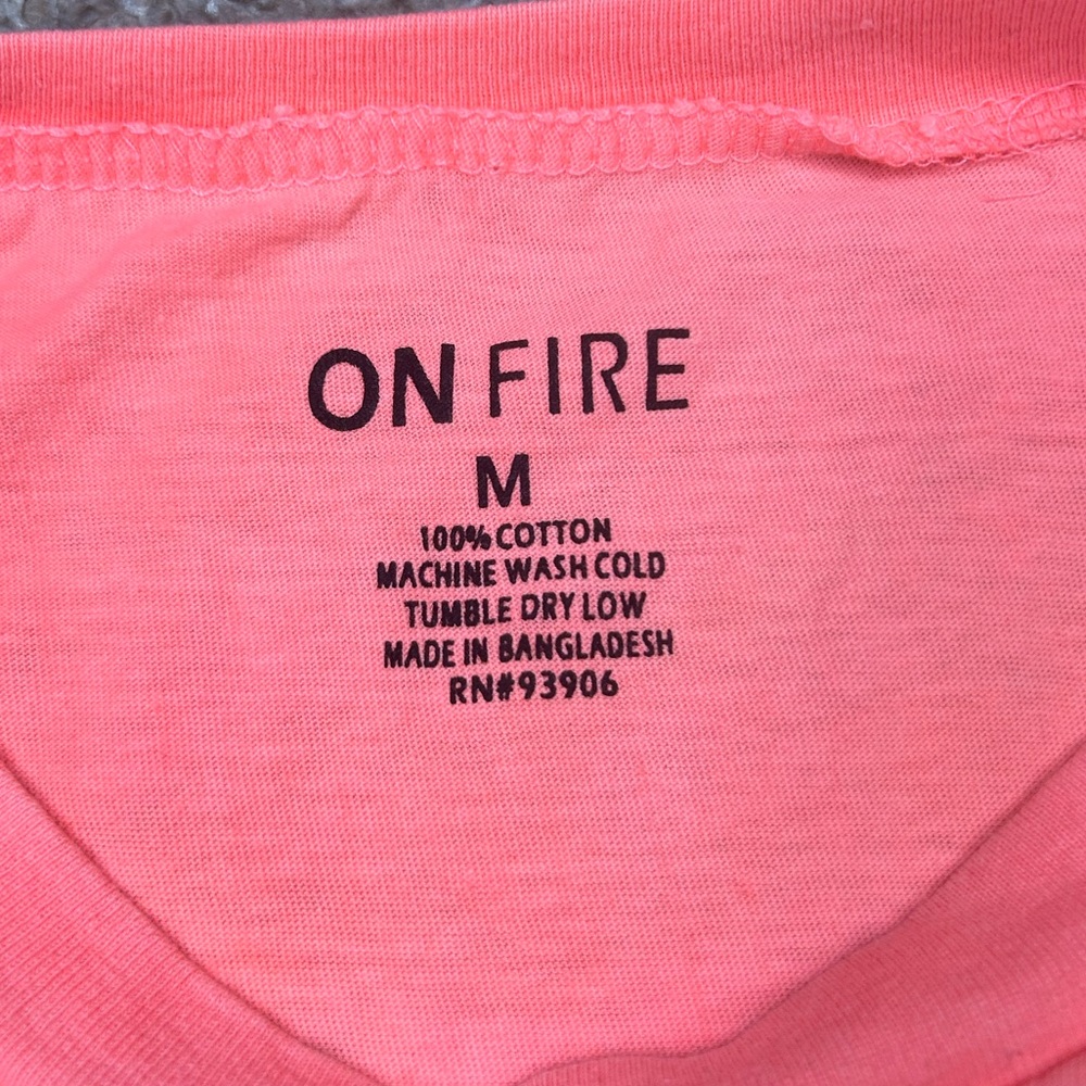 On Fire Size Medium “Queen of Everything” Coral Tied Crop Top - Picture 2 of 5
